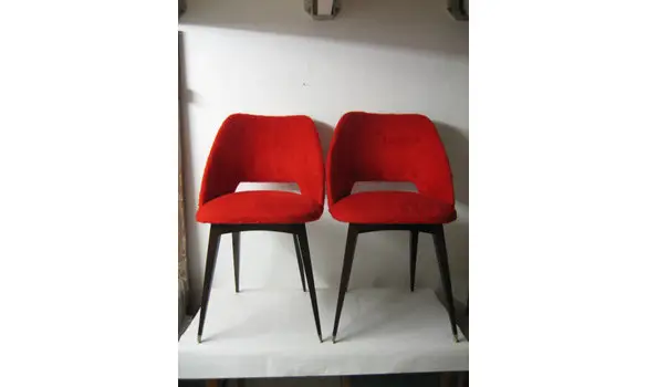 Chaise cocktail rouge