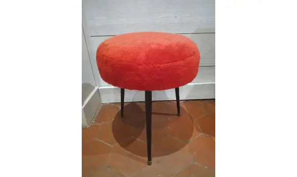 Tabouret tripode