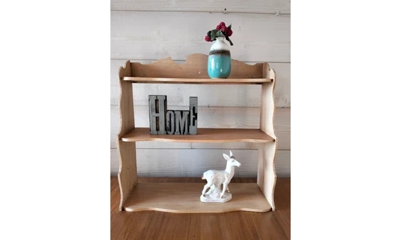 Etagère bois ciré