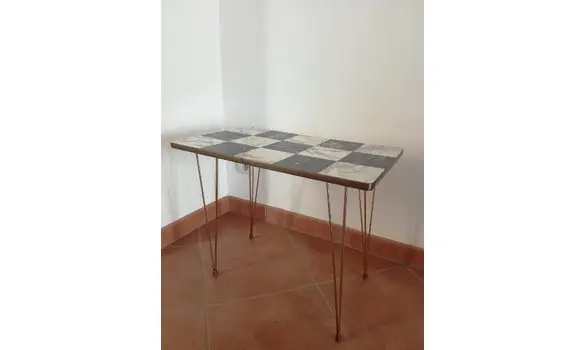 Table basse faux marbre