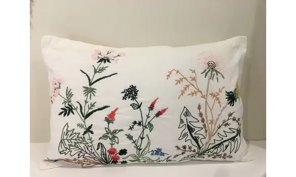 Coussin brodé