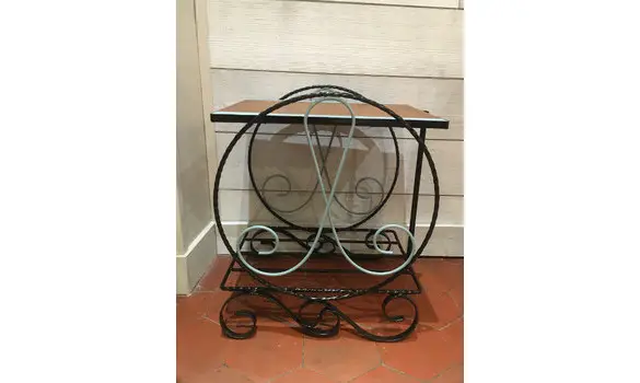 Bout de canapé noir/bleu