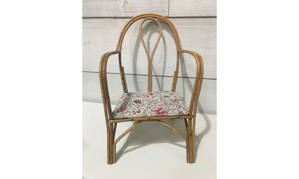 Fauteuil de poupée