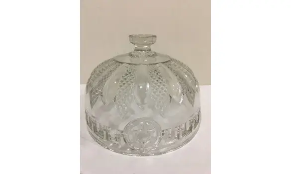 Cloche en verre moulé