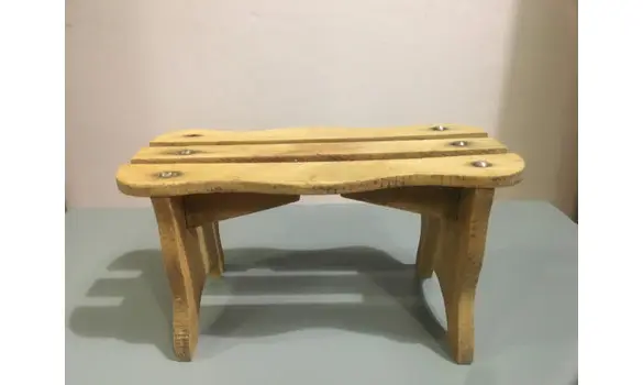 Repose pieds à lattes