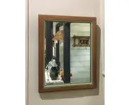 Miroir bois décor perles.