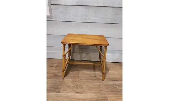 Table basse en rotin