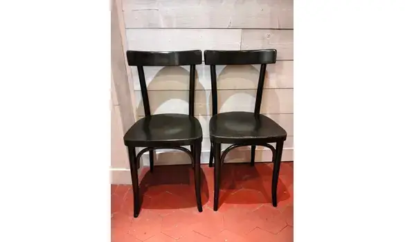 Chaise bistrot noire