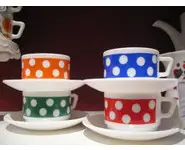 Tasses à pois