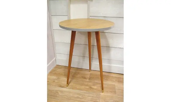Table tripode