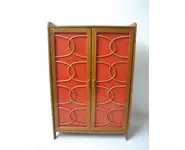 Armoire rouge vintage