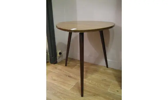 Table basse tripode
