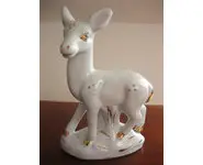 Biche blanche et or