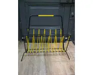 Porte-revues scoubidou