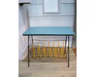 Porte-revues scoubidou